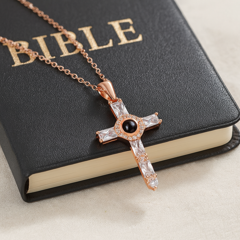 Collier Photo Personnalisé Croix Chrétienne - Votre foi toujours avec vous