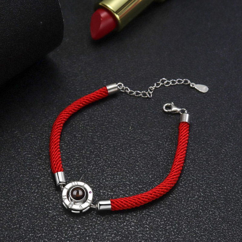 bracelet personnalisé corde rouge projection photo