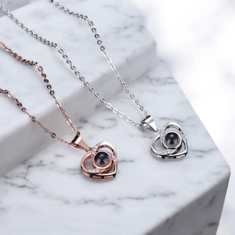 collier or rose et argent femme projection photo